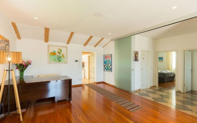 Hedera Estate Hedera A16