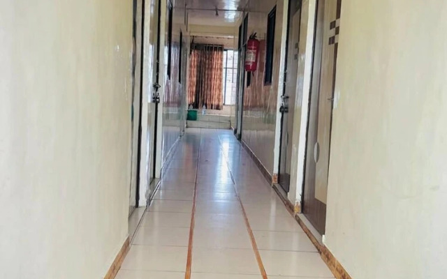 Hotel Ashadeep