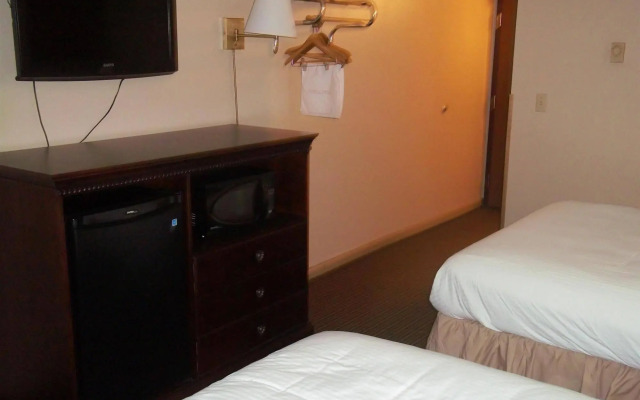 Crookston Inn and Convention Center