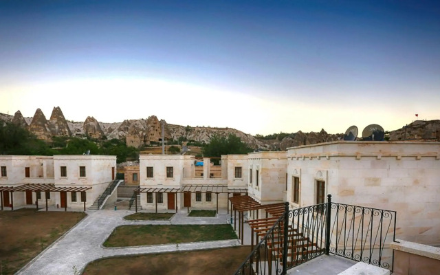 Empire Cave Hotel