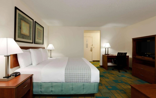 La Quinta Inn Chicago Willowbrook