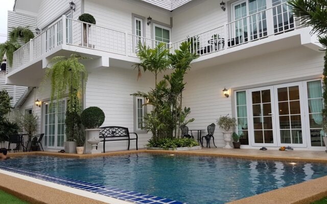 Vanida Antique Home