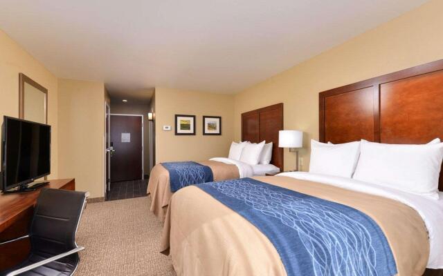 Comfort Inn & Suites Mandan - Bismarck