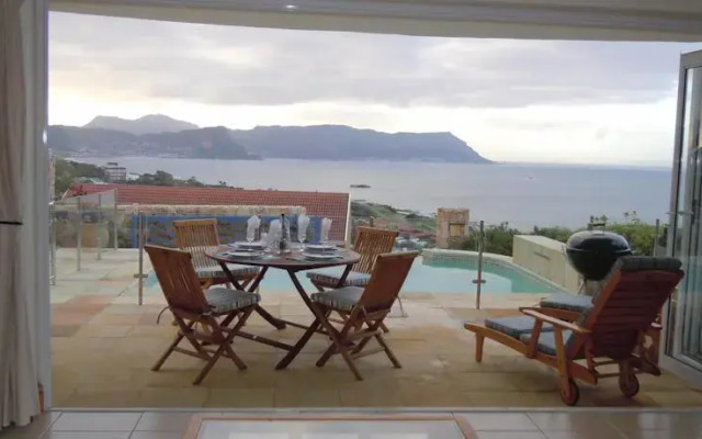 False Bay Lodge