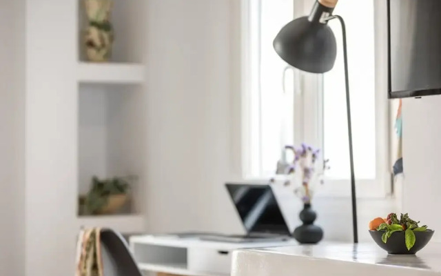 Arch Chora Home Next to the Old Castle