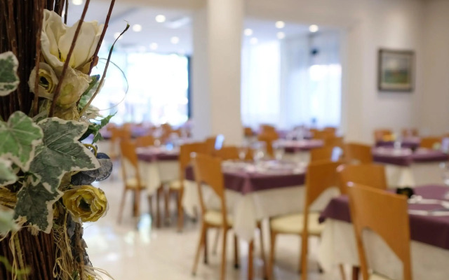 Hotel Astra