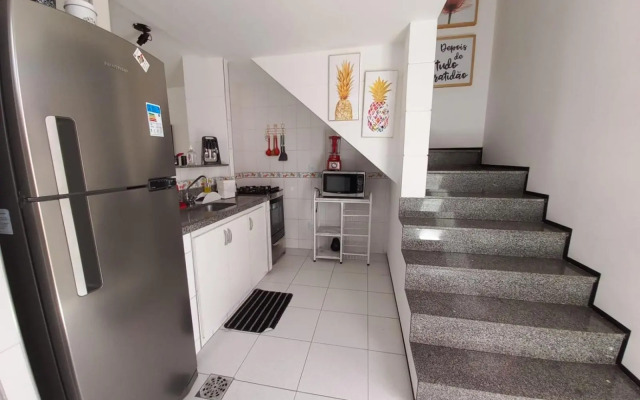 Casa condomínio 2 suítes