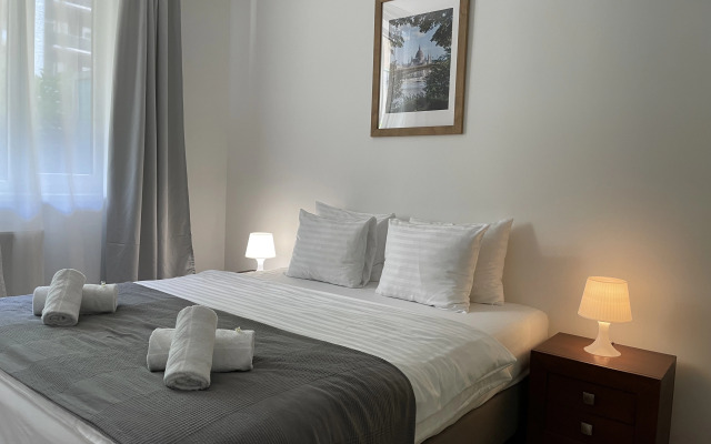 Corvin Center Suites