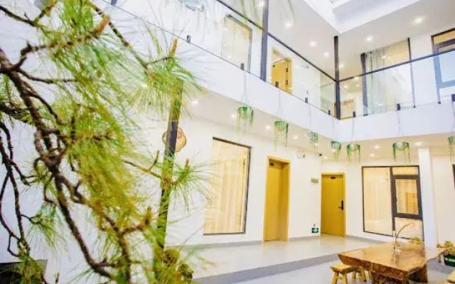 Yinian Huakai Xinian Homestay