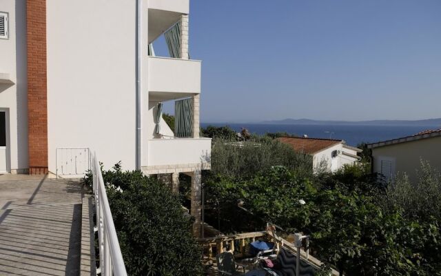 Apartments Duje O.gornji