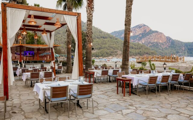 Ekincik Beach Hotel