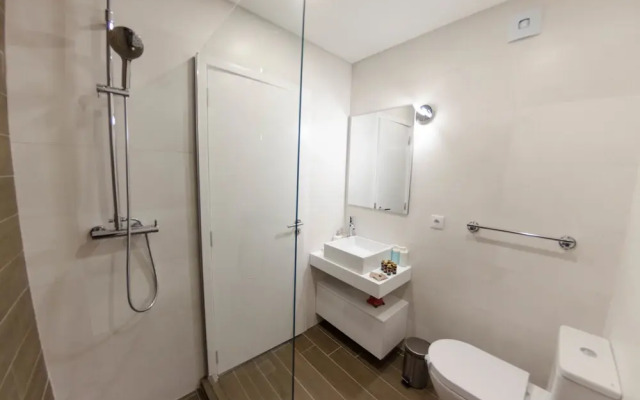 Stunning Apartment with 2BR