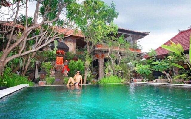 Pendawa Gapura Hotel Kuta