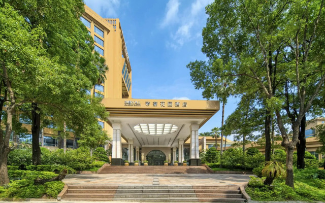 Royal Garden Hotel