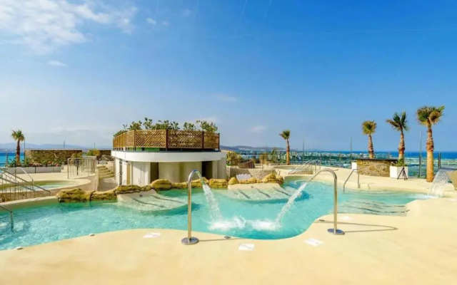 5 star Luxurious Ocean Spa Plaza