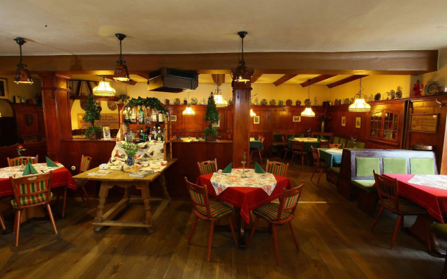 Hotel Roter Hahn