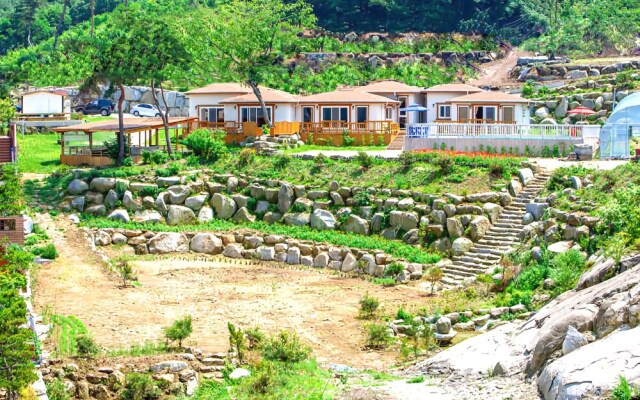 Ganghwa Herb Land Guesthouse