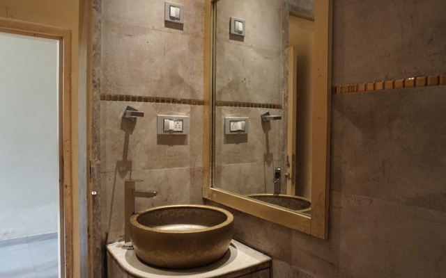 Imarat Hotel