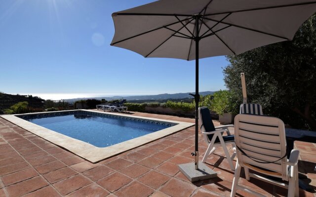 Modern Villa in Arenas with Private Pool