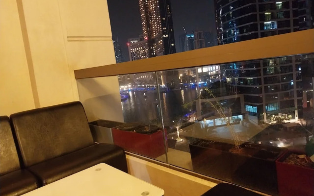 Urban Panda Hostel JBR Dubai