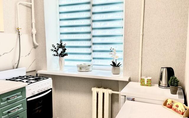 Apartments on Priorova street 16k3