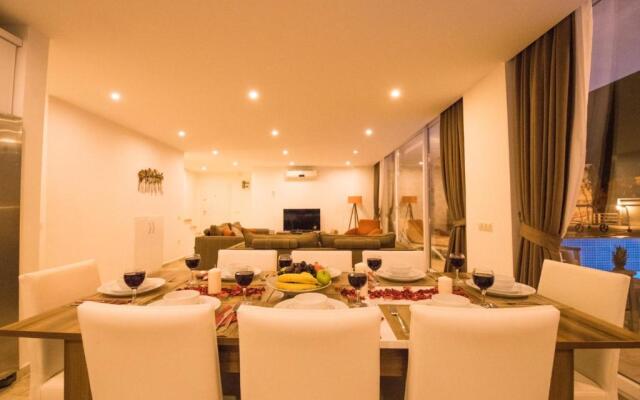 Lumiere Villas