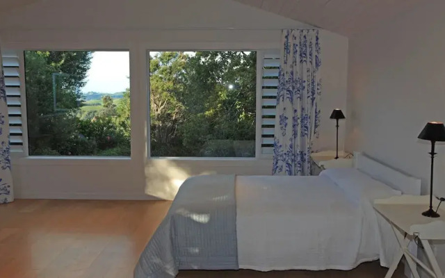Claire's Luxury Hideaway