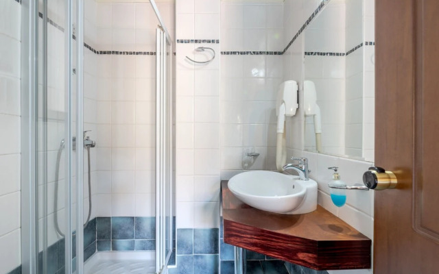 Nostos Suites by White Hills