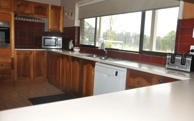 Woolshed Hill Estate