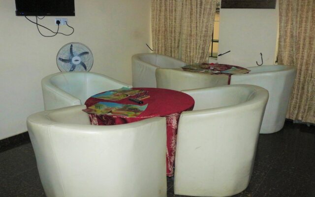 Chisam Suites Annex