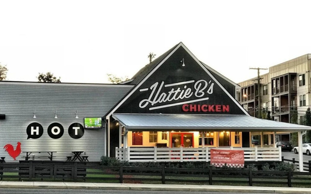 Modern 1BD Near Music Row and Downtown