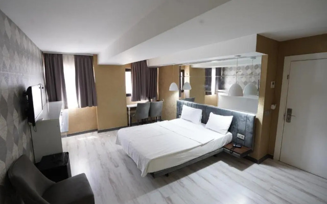My Room Residence & Hotel