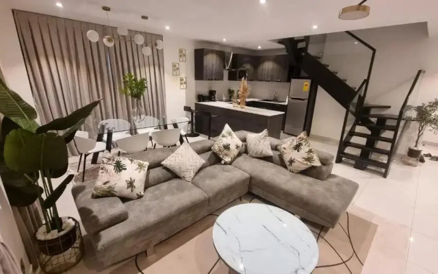 The Lennox Suites by Cozy