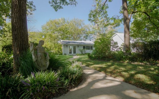 The Dickey House Bed & Breakfast