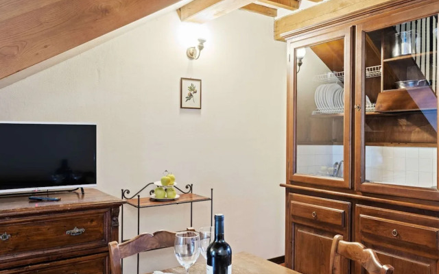 Charming Umbrian Stay for 4 Guests