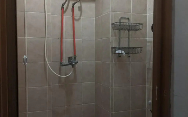 Pinewood Apartment by Vial