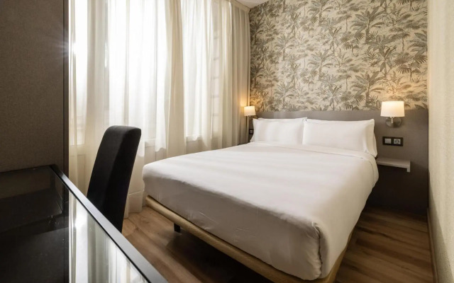 Hotel Avenida Gran Via