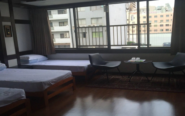 Naniwa Guest House