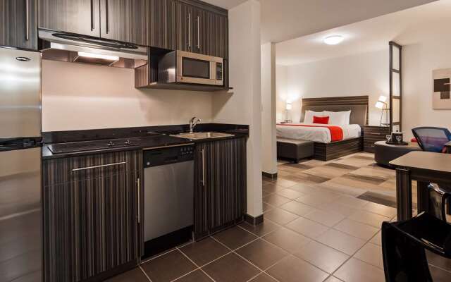 Best Western Plus Airport Inn & Suites