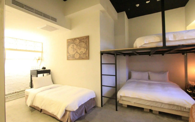 Cheers Boutique Hotel