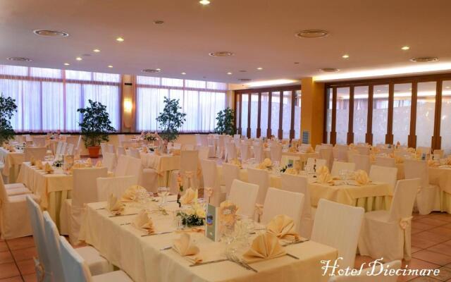 Hotel Diecimare