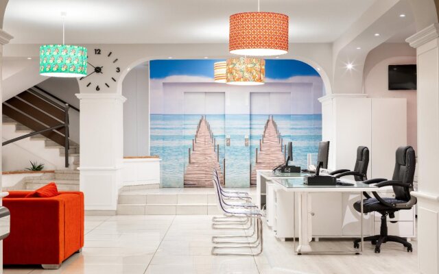 Aparthotel Los Dragos del Sur