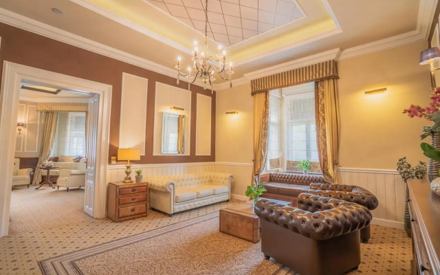 Thanhoffer Villa