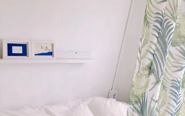 Weekenders - Hostel