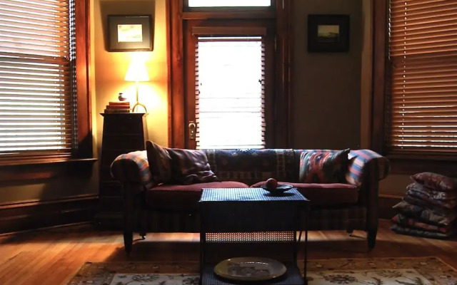 Jefferson House Bed and Breakfast