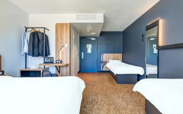 B&B HOTEL Saintes