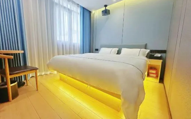 Shenzhen Chenwan Hotel (The Grand Theatre)