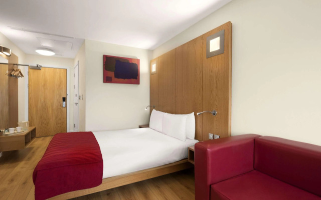Ramada Encore by Wyndham Doncaster Airport