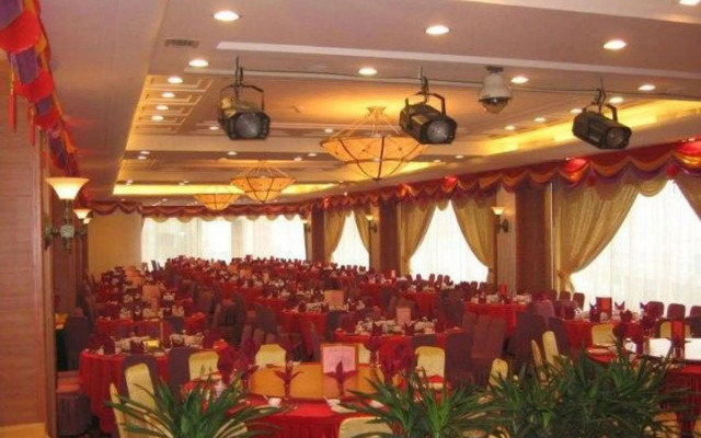 Metropolitan Hotel