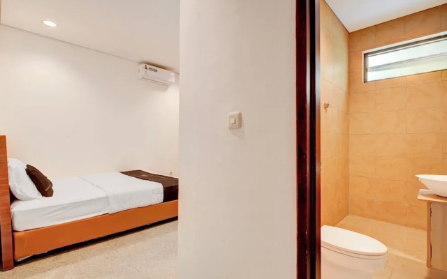 ZEN Rooms Terogong Near Pondok Indah